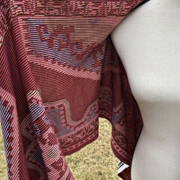 Flying Tomato Women's Small/Medium Long Cardigan Poncho Aztec Fringe Design - Picture 5 of 9